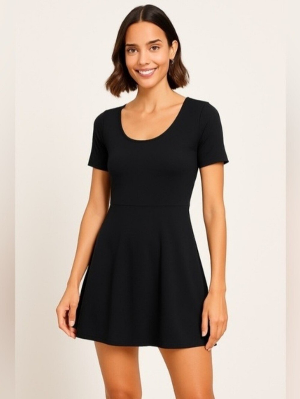 Tuckernuck Medium Black Step In Rosemary Scoop Neck Athletic Sport Dress